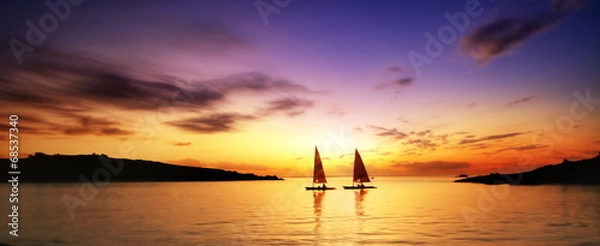 Obraz Żaglówki o zmierzchu.