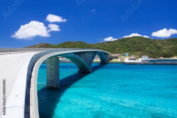 Obraz 沖縄の海・阿嘉大橋