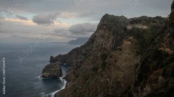 Fototapeta Morning at a viewpoint over cliffs in Madeira.