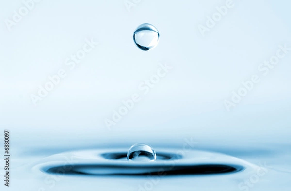 Obraz pojedyncze plusk wody