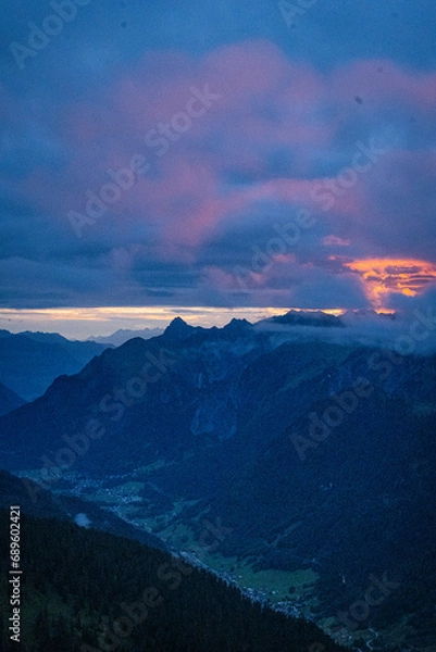 Obraz sunrise over the mountains