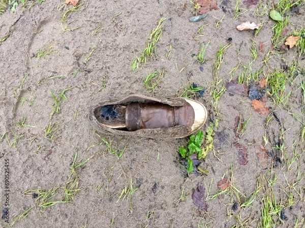 Obraz Old wet shoe