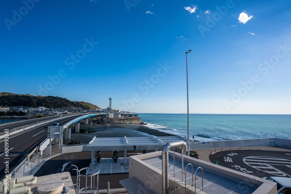 Obraz 西湘PAから見る西湘バイパスと相模湾の風景 神奈川県 小田原市