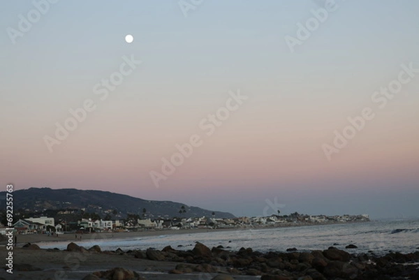 Obraz Moon over Malibu Cove