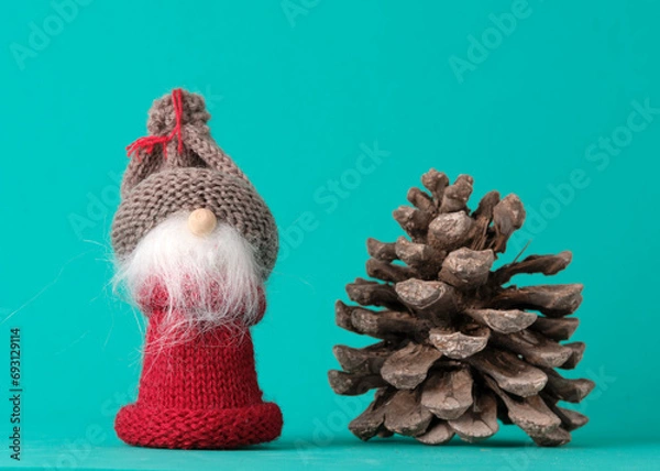 Obraz 
christmas decoration with nome on green background
