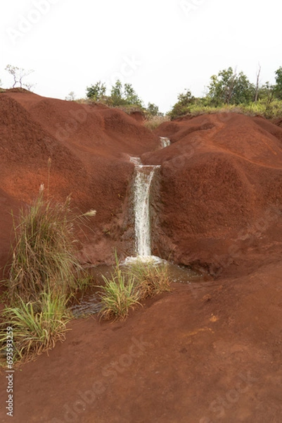 Obraz Red dirt waterfall