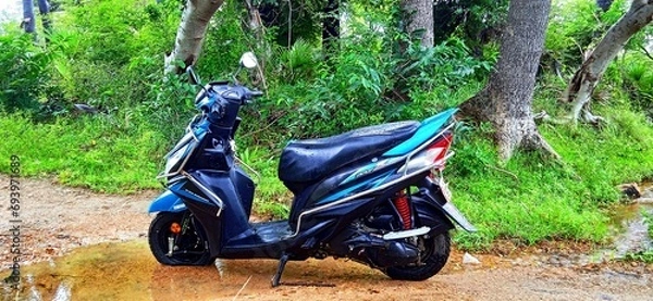 Obraz blue and white, yamaha