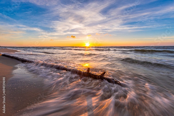 Fototapeta Zachód słońca nad morzem oceanem