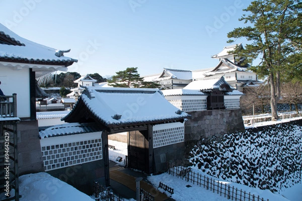 Fototapeta 雪化粧された城