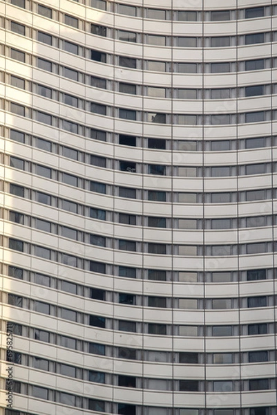 Fototapeta 紀尾井町の曲面が美しい構造物