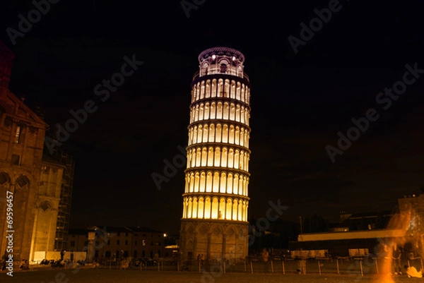Obraz The leaning tower by night