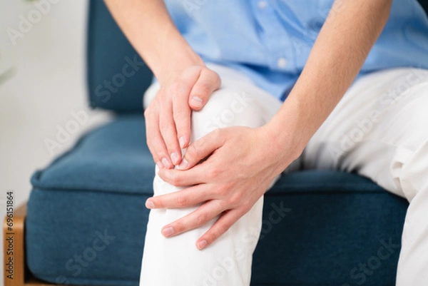 Fototapeta 私服姿の若い男性　ライフスタイルイメージ