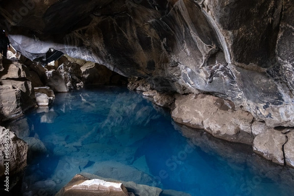 Fototapeta thermal spring in the cave