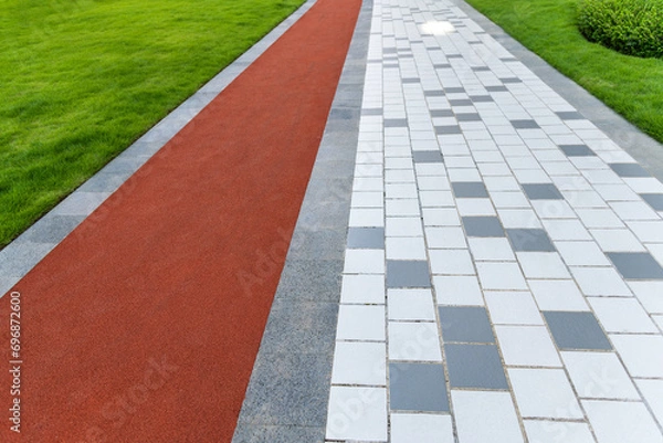 Fototapeta Walkway and runway in the park