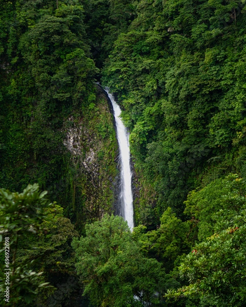 Obraz La Fortuna waterfall in Costa Rica