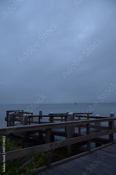 Obraz pier on the sea