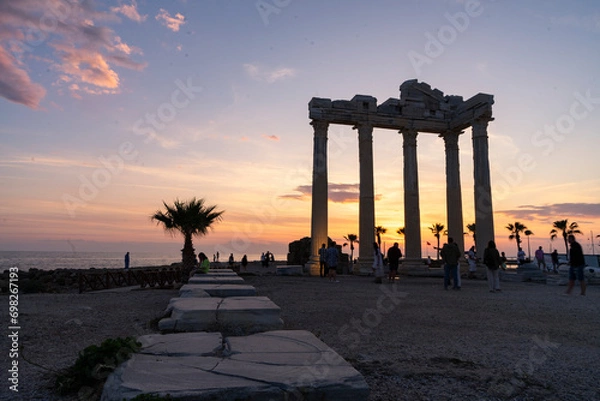 Obraz colums in side, Turkey