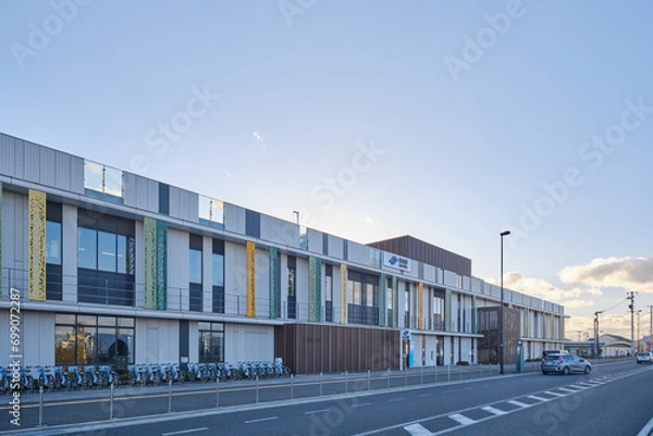 Obraz 仙台市営地下鉄東西線荒井駅北口側