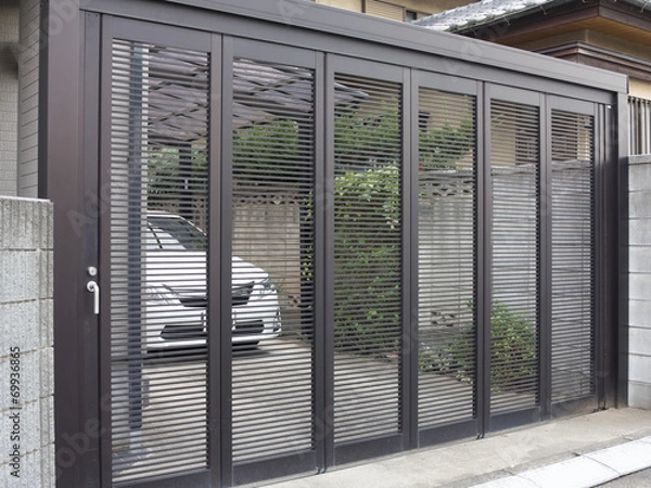 Fototapeta ガレージのゲート