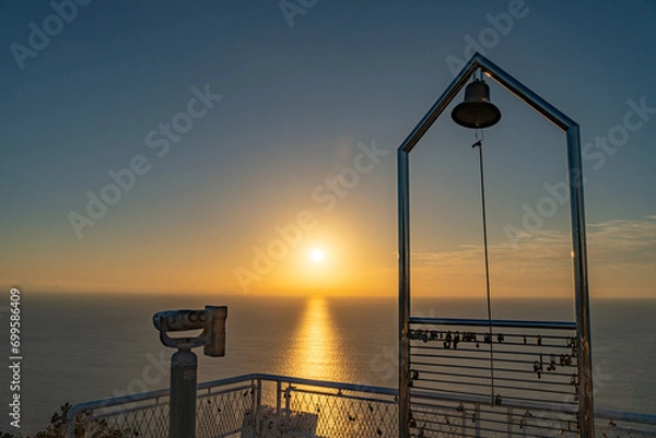 Obraz 朝日が昇る大分県佐伯市の鶴御埼