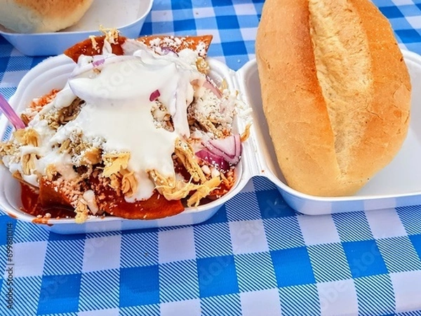 Obraz Chilaquiles and bread