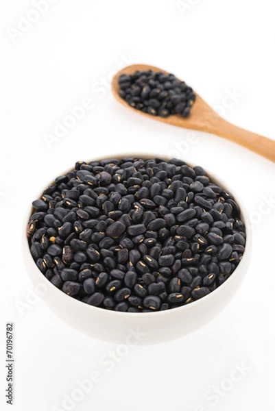 Fototapeta Black beans isolated on white background