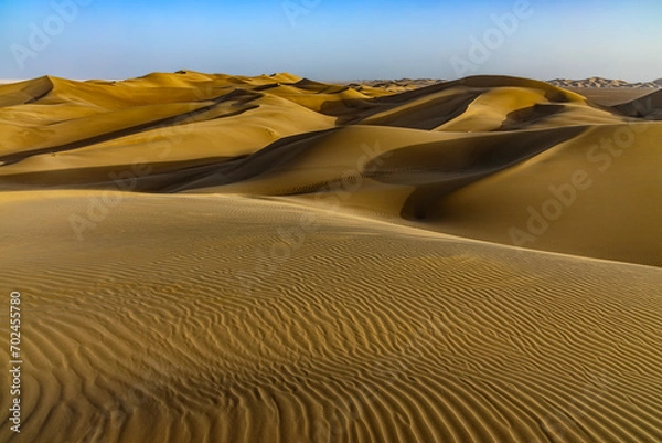 Fototapeta Iran. Dunes of Khara Desert - part of Varzaneh Desert