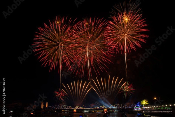 Obraz Firecracker at Chao Phraya River.