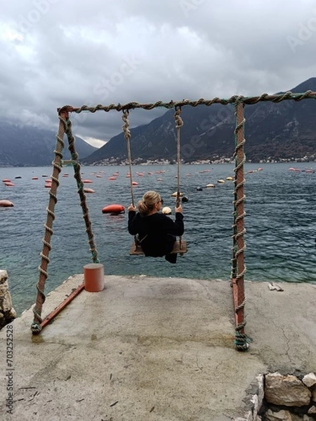 Fototapeta child on swing