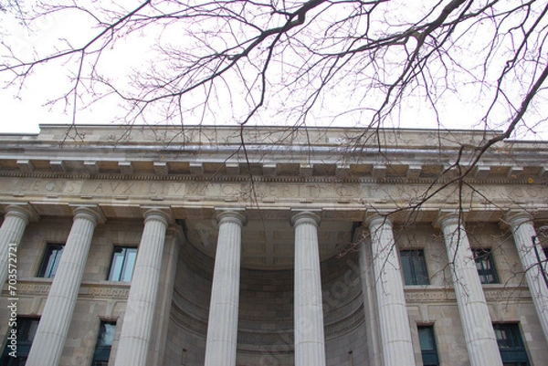 Fototapeta Old Montreal courthouse colonnade
