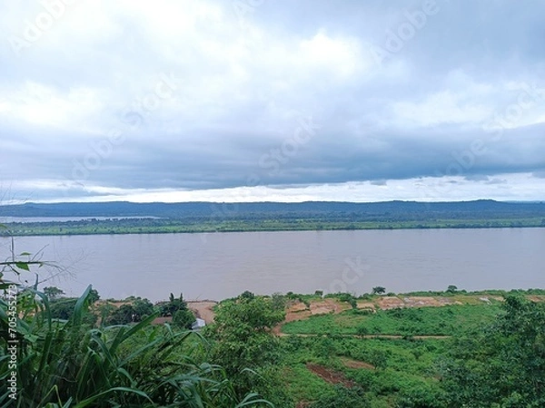 Fototapeta lake and clouds