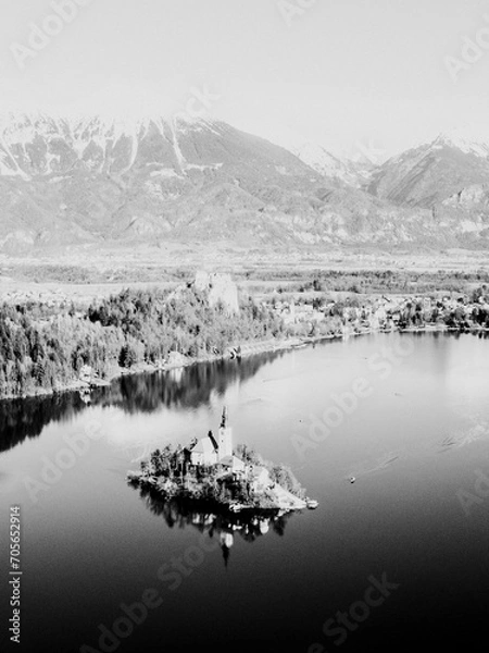 Fototapeta lake in the mountains