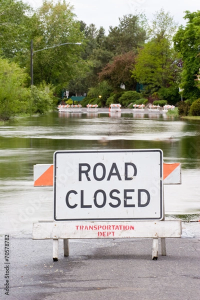 Obraz Road Closed Verticle Flooded Street