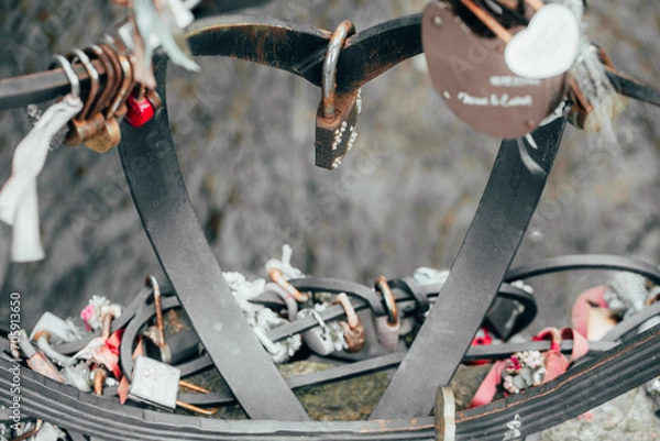 Fototapeta composition of metal locks in the park