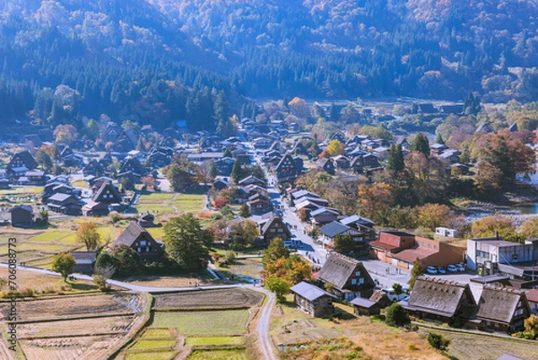 Fototapeta 世界遺産白川郷の秋景色　岐阜県白川村