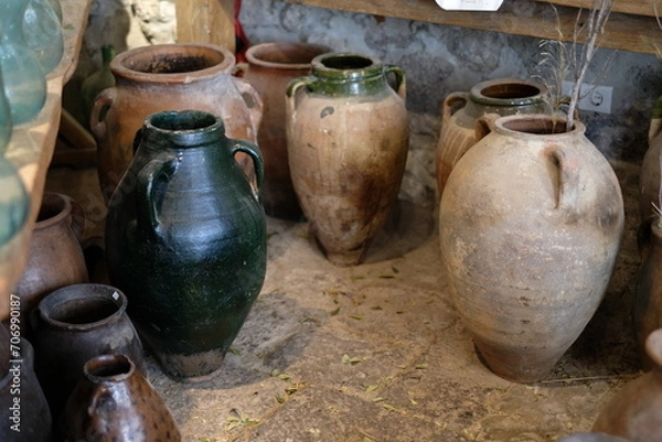 Fototapeta old ceramic pots and vases in the antic store in Turkey