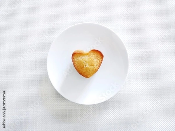 Obraz ハート型の焼き菓子（フィナンシェ・マドレーヌ）