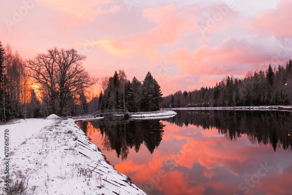 Obraz sunrise over the river
