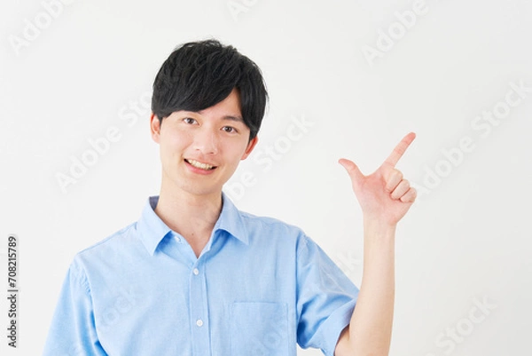 Fototapeta チェックサインをする男性　白背景