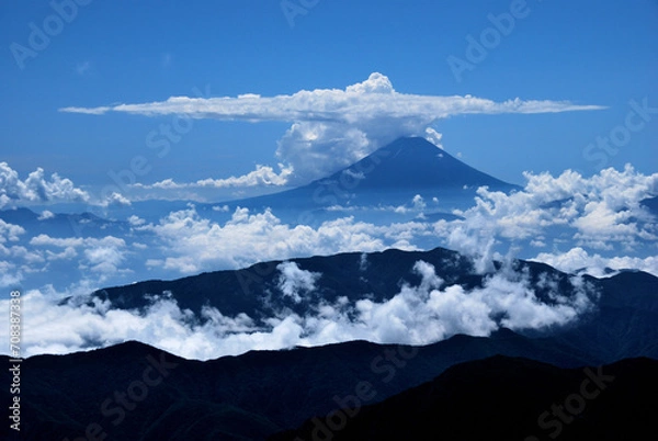 Fototapeta 雨雲に覆われた富士山