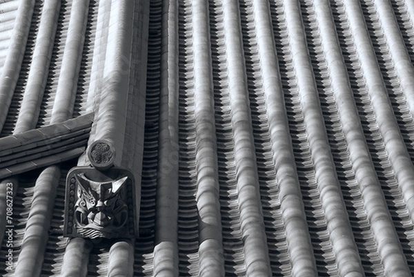 Obraz 屋根の上の鬼瓦