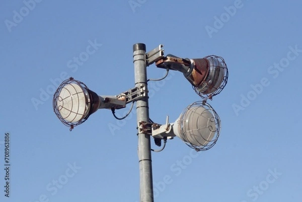 Obraz 青空の照明器具