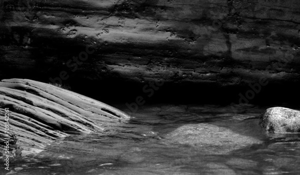 Obraz A look at the creek along the large rocks Forkston Pennsylvania