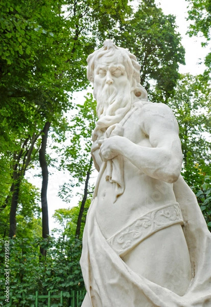 Obraz Antic statue in the Summer Gardens park in Saint-Petersburg