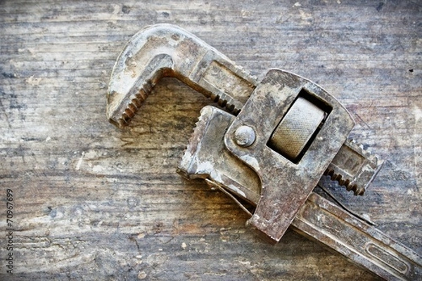 Obraz Old Rustic Wrench on Wood