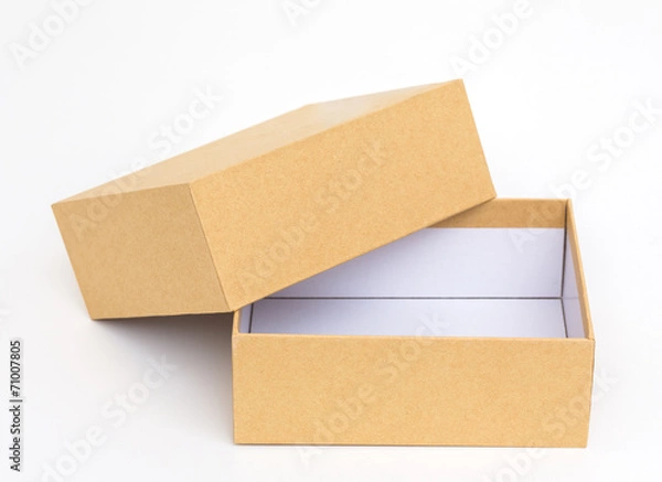 Fototapeta Yellow box on white background