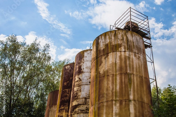 Fototapeta Rusty tanks