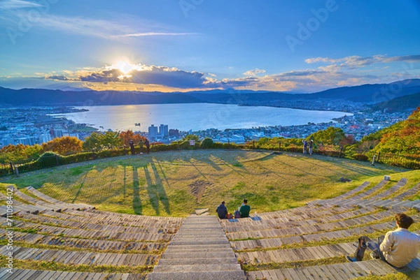 Obraz 秋の長野県諏訪市 立石公園から西側の眺望(諏訪湖,岡谷市,諏訪市,下諏訪町など)