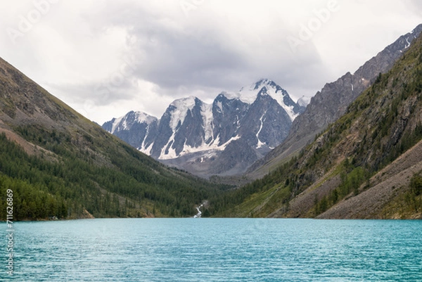 Obraz Turquoise Lake with mountain views
