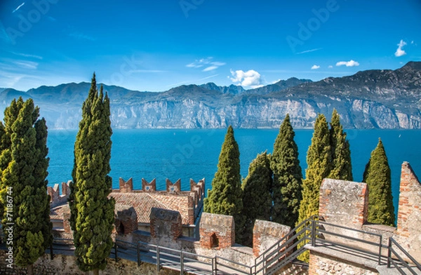 Obraz Вид со стены замка в Малчесене. Озеро Гарда